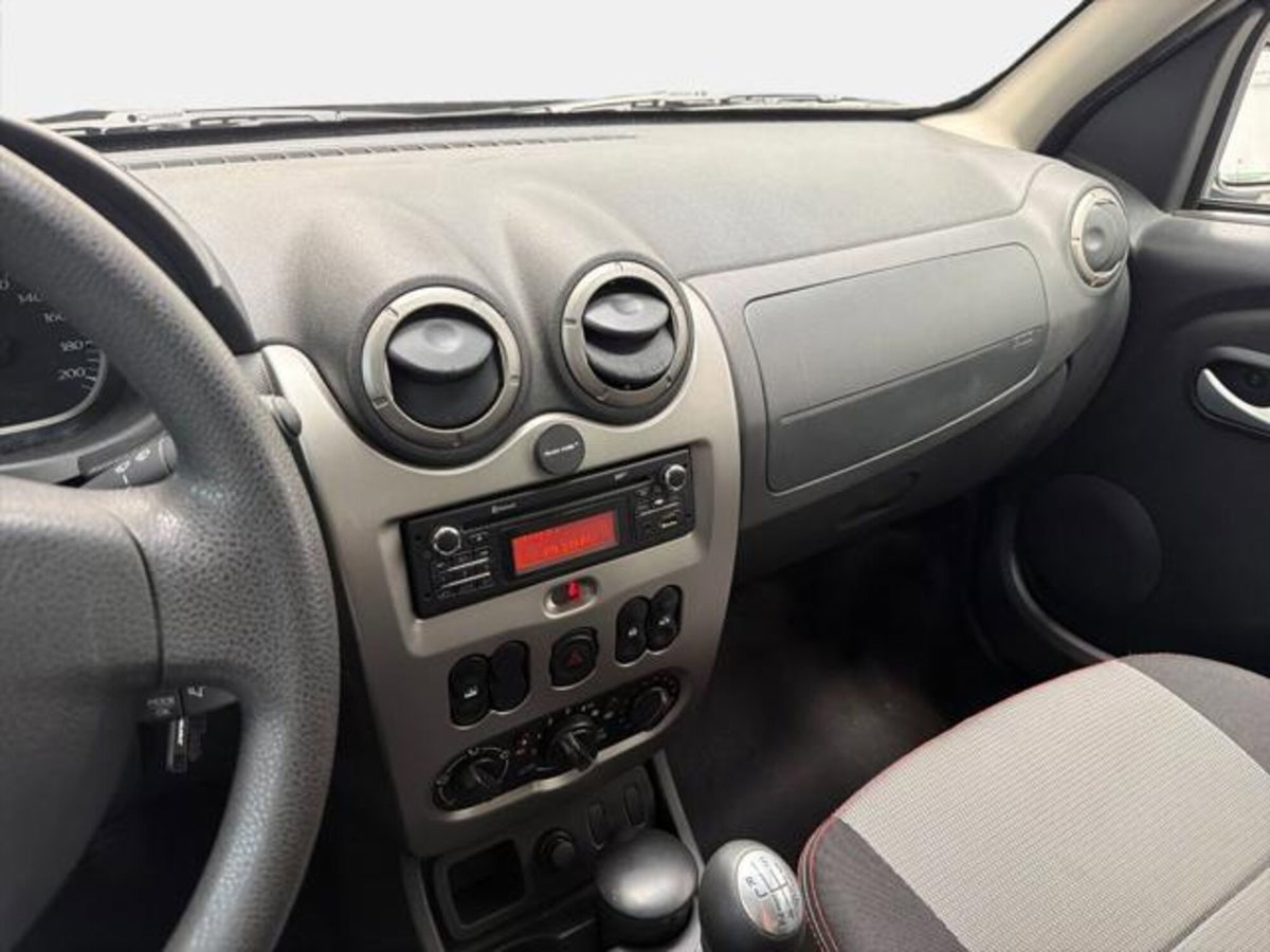 Dacia Duster 1.5 dCi 110CV 4x2 Ambiance (10)