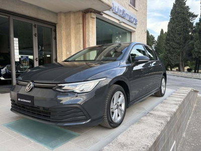 Volkswagen Golf Variant 2.0 TDI 150 CV DSG SCR 4Motion Life usata