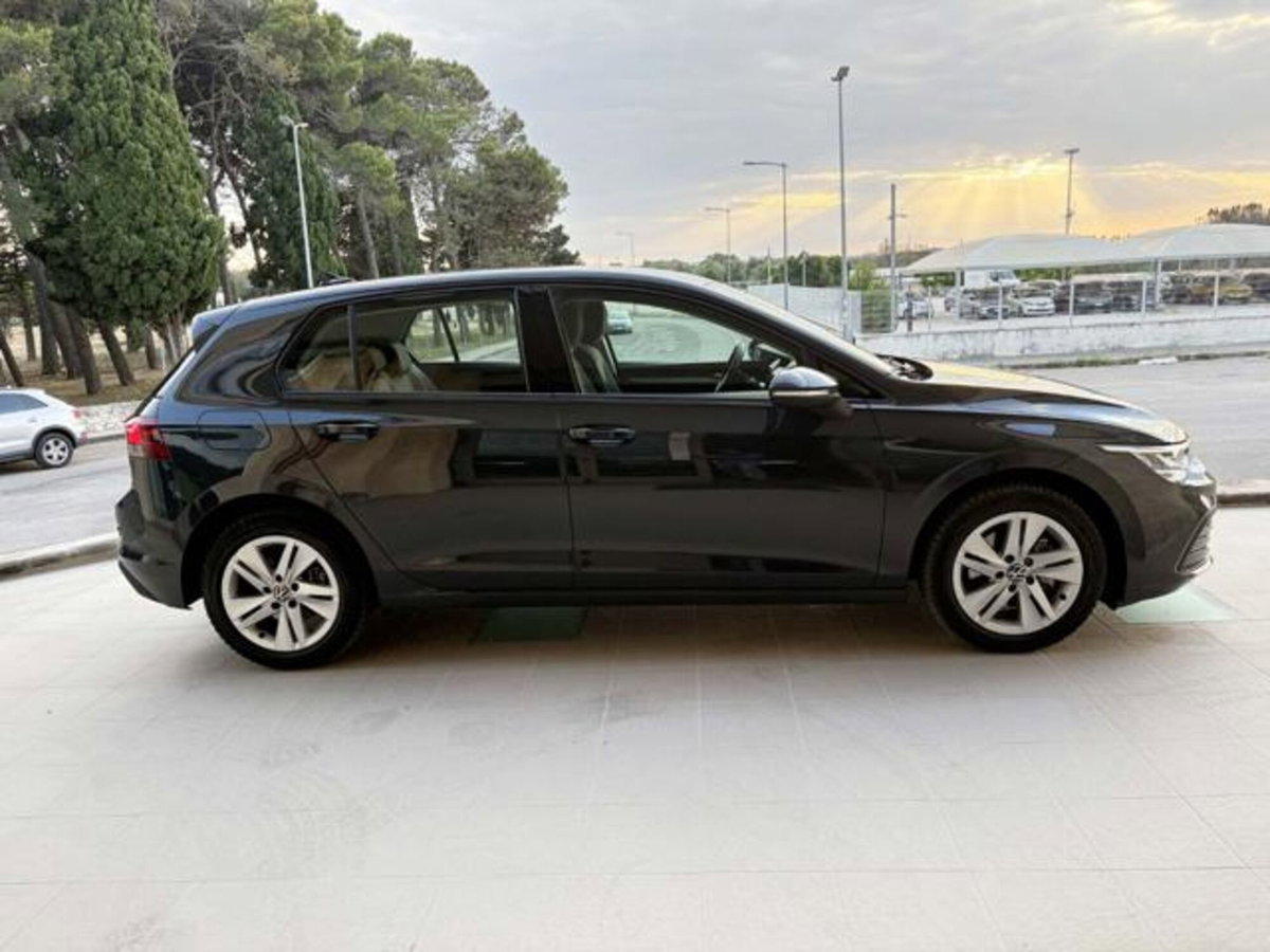 Volkswagen Golf Variant 2.0 TDI 150 CV DSG SCR 4Motion Life (4)