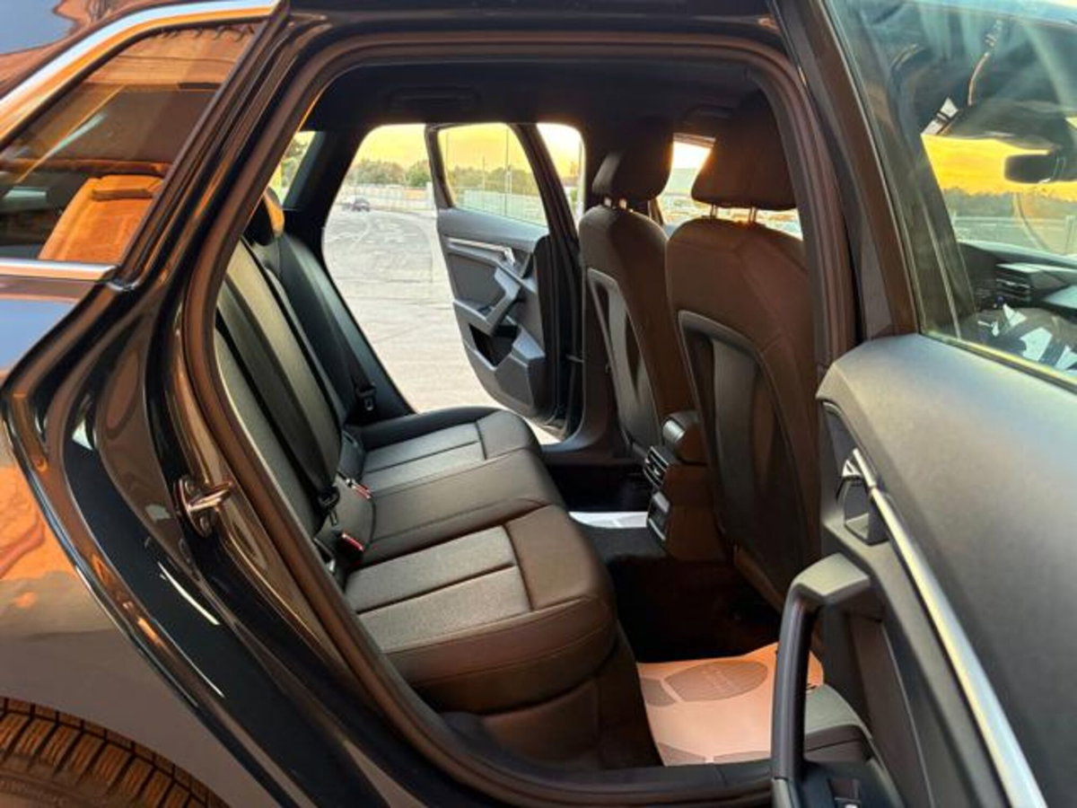 Audi A3 Sportback 30 TDI S tronic Business Advanced (11)