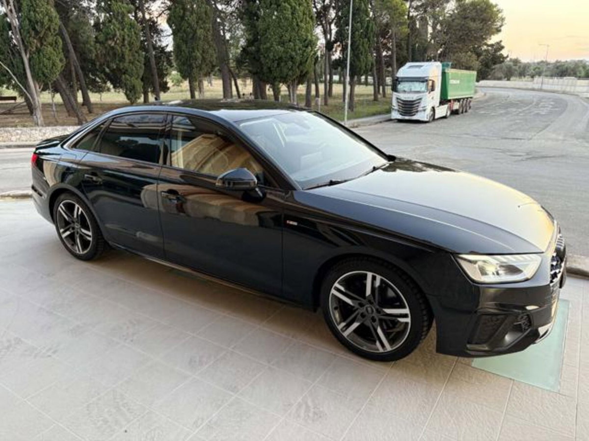 Audi A4 35 TDI/163 CV S tronic S line edition (3)