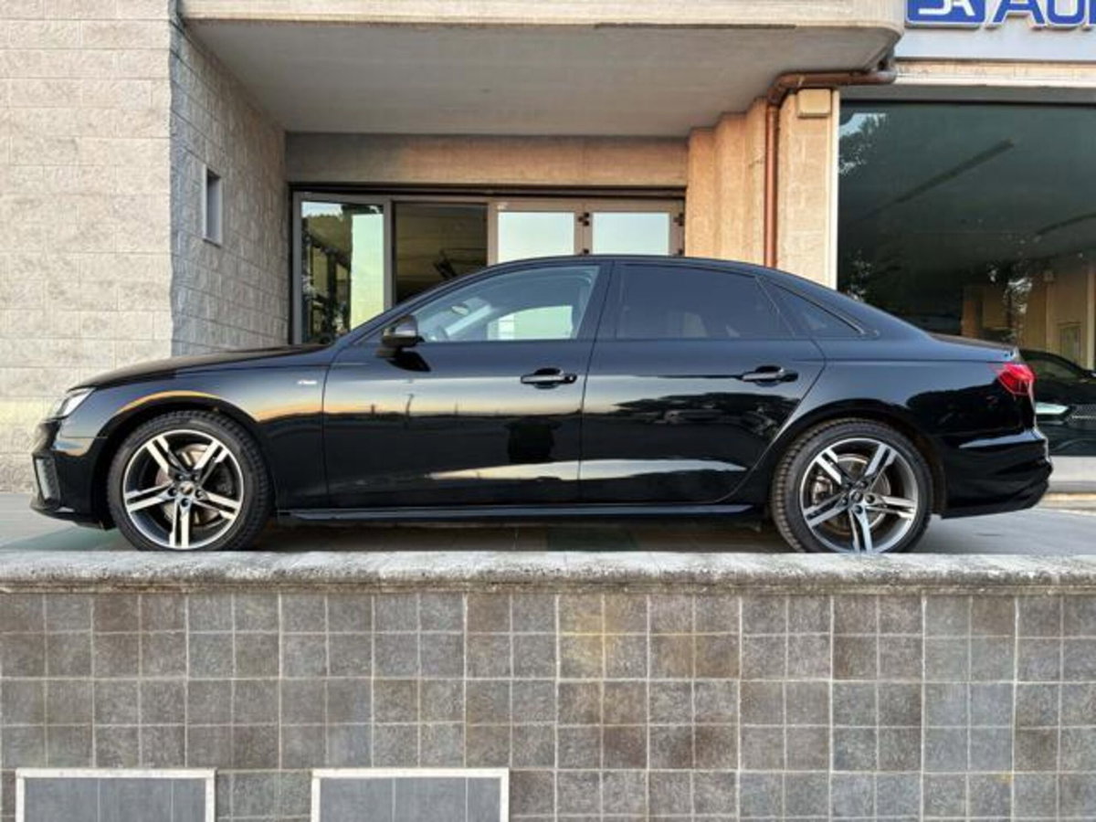 Audi A4 35 TDI/163 CV S tronic S line edition (8)