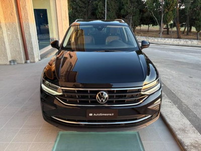Volkswagen Tiguan 2.0 TDI 150 CV SCR DSG 4MOTION Life (2)
