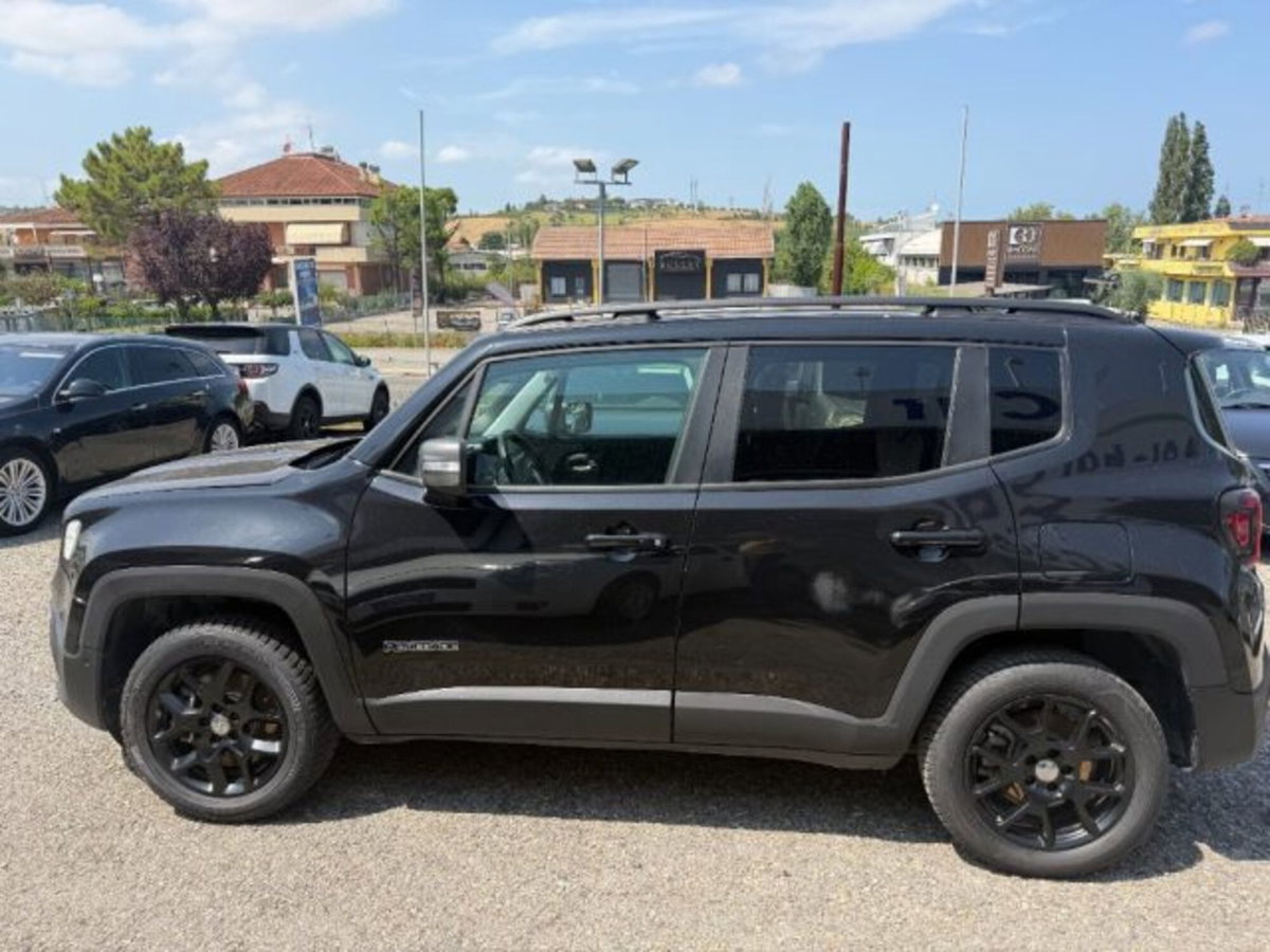 Jeep Renegade 1.3 T4 190CV PHEV 4xe AT6 Limited (6)