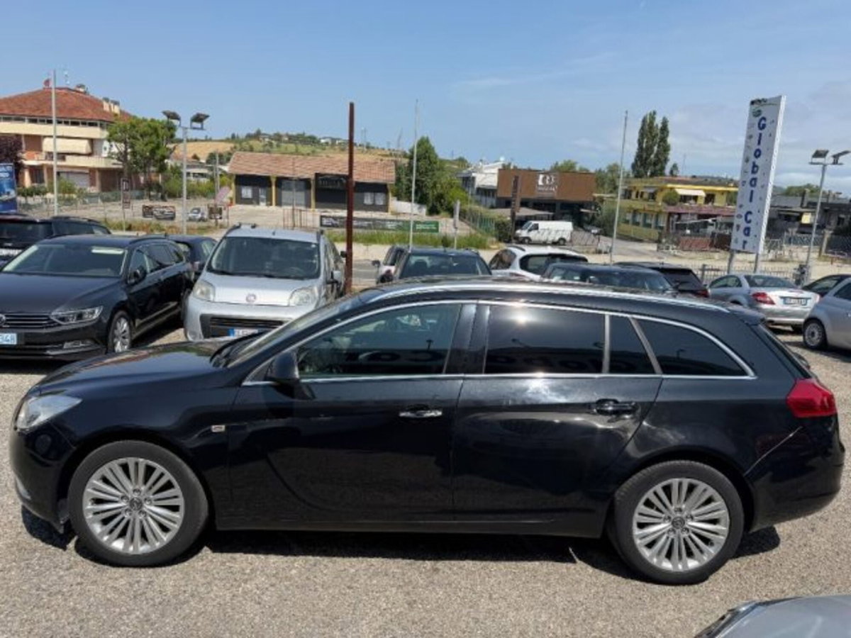 Opel Insignia Station Wagon CDTI 160CV Sports Cosmo (7)