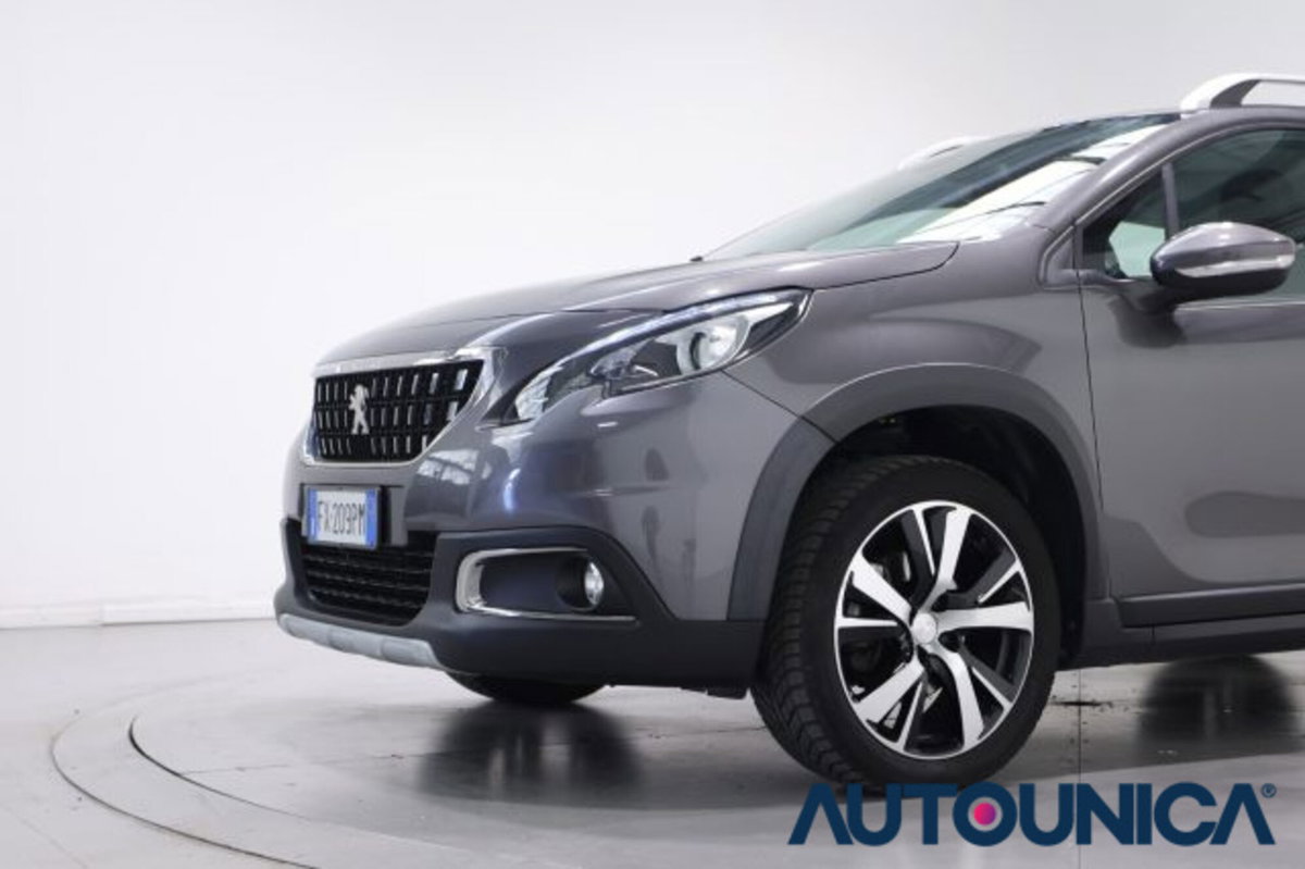 Peugeot 2008 PureTech 130 S&S Allure (11)