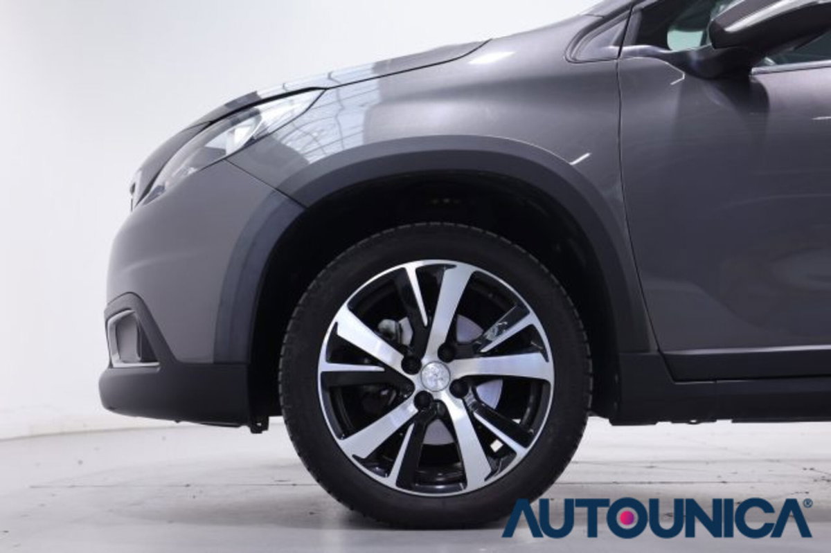 Peugeot 2008 PureTech 130 S&S Allure (17)