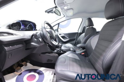 Peugeot 2008 PureTech 130 S&S Allure (19)