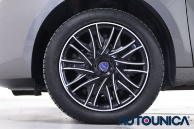 Lancia Ypsilon 1.2 69 CV 5 porte Elefantino Blu (12)