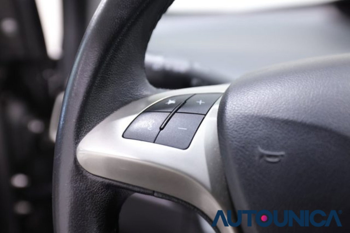 Lancia Ypsilon 1.2 69 CV 5 porte Elefantino Blu (19)