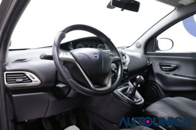 Lancia Ypsilon 1.2 69 CV 5 porte Elefantino Blu (5)