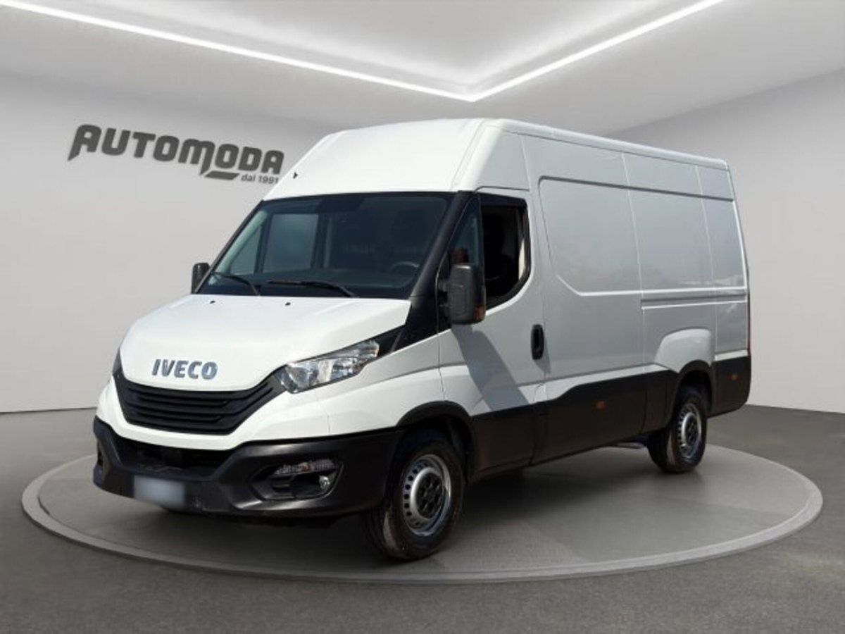 Iveco Daily Telaio 35S14 2.3 HPT PLM Cabinato