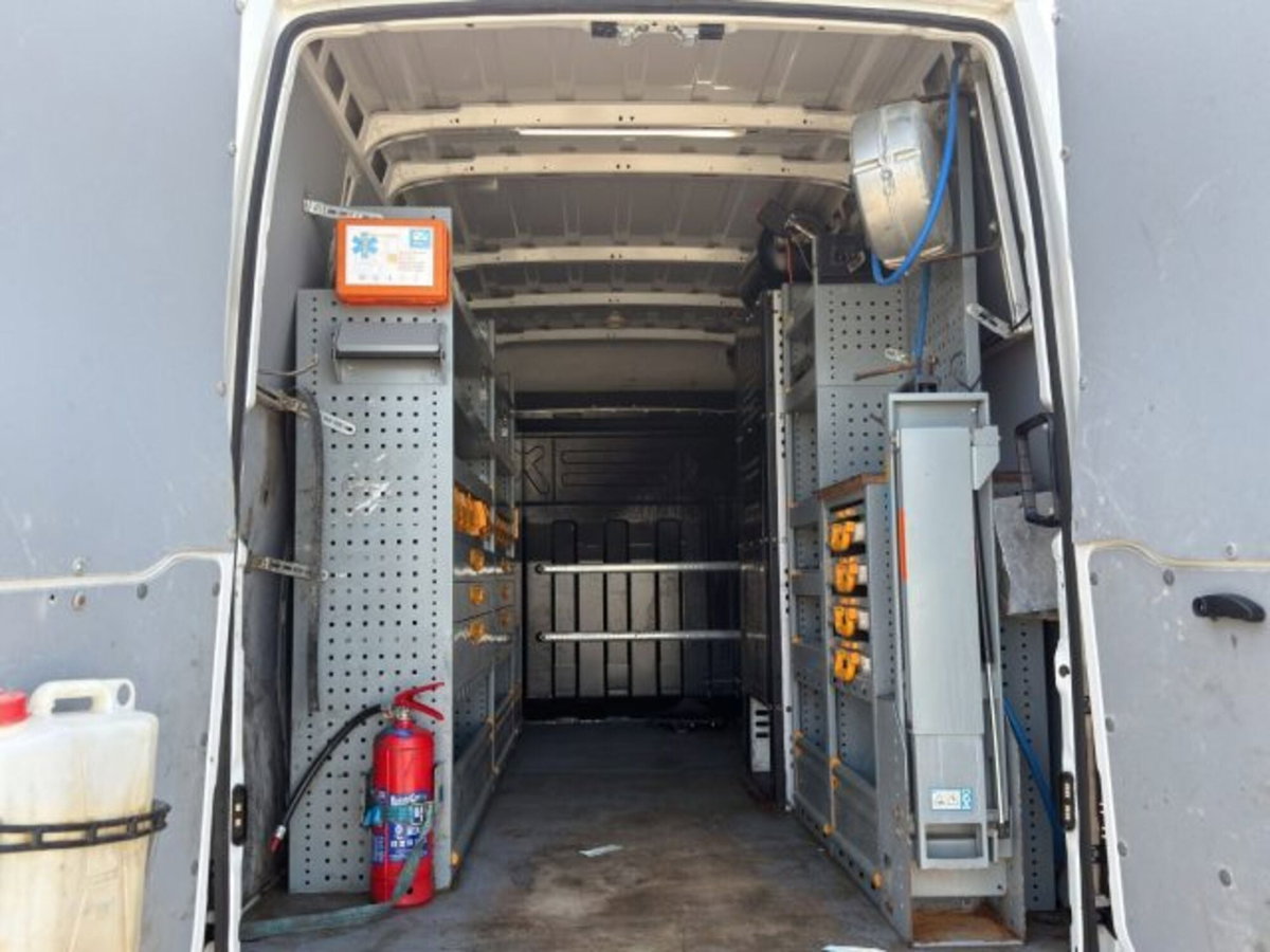 Iveco Daily Telaio 35S14 2.3 HPT PLM Cabinato (15)