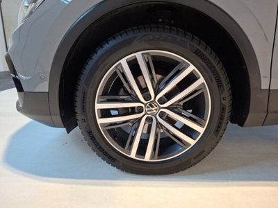 Volkswagen Tiguan 2.0 TDI 150 CV SCR DSG 4MOTION Elegance (8)