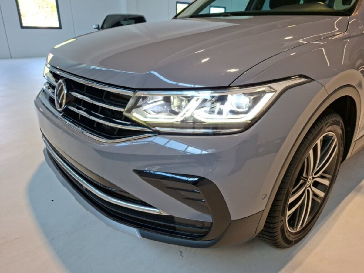 Volkswagen Tiguan 2.0 TDI 150 CV SCR DSG 4MOTION Elegance (9)