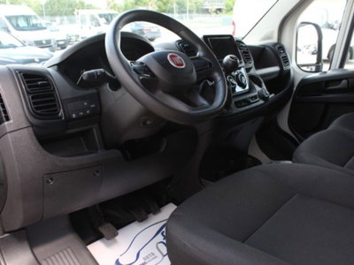 Fiat Ducato Furgone Vetrato 33 LH2 2.2 mjt3 120cv  serie 8 (8)