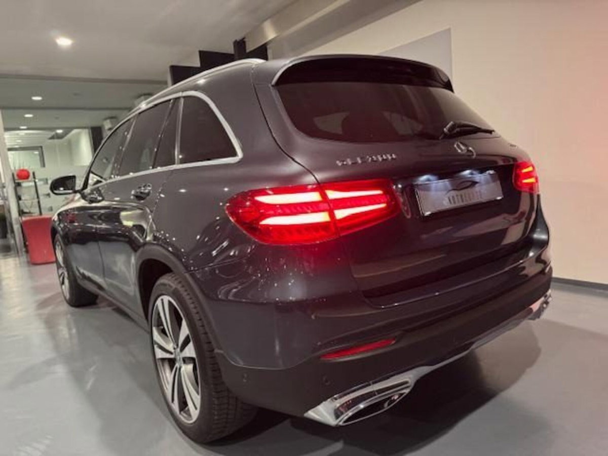 Mercedes-Benz GLC SUV 220 d 4Matic Exclusive (4)