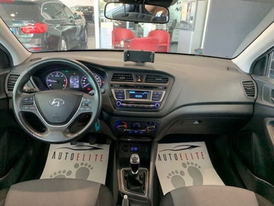 Hyundai i20 1.1 CRDi 5p. BlueDrive (8)
