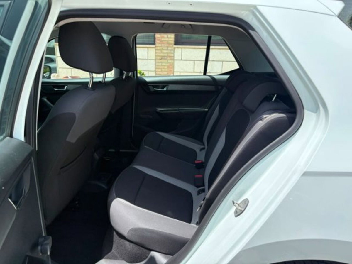 Skoda Fabia 1.4 TDI 90 CV Active (8)