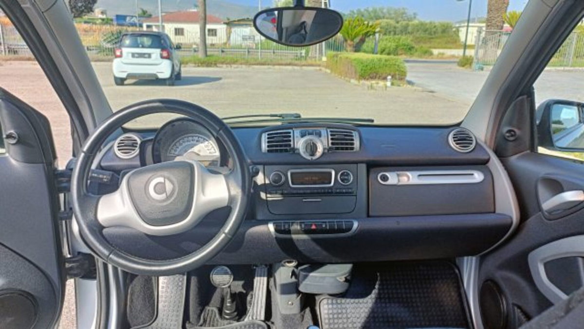 smart Fortwo 1000 52 kW MHD coupé passion (11)