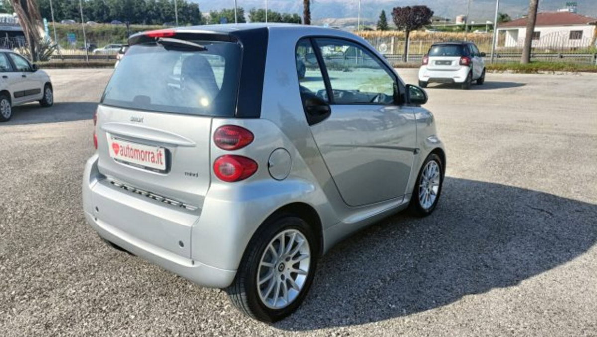 smart Fortwo 1000 52 kW MHD coupé passion (5)