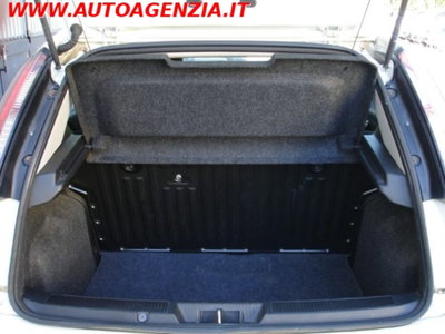 Fiat Punto Evo 1.4 5 porte Emotion GPL (15)