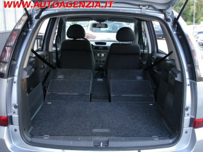 Opel Meriva 1.4 16V Cosmo (15)