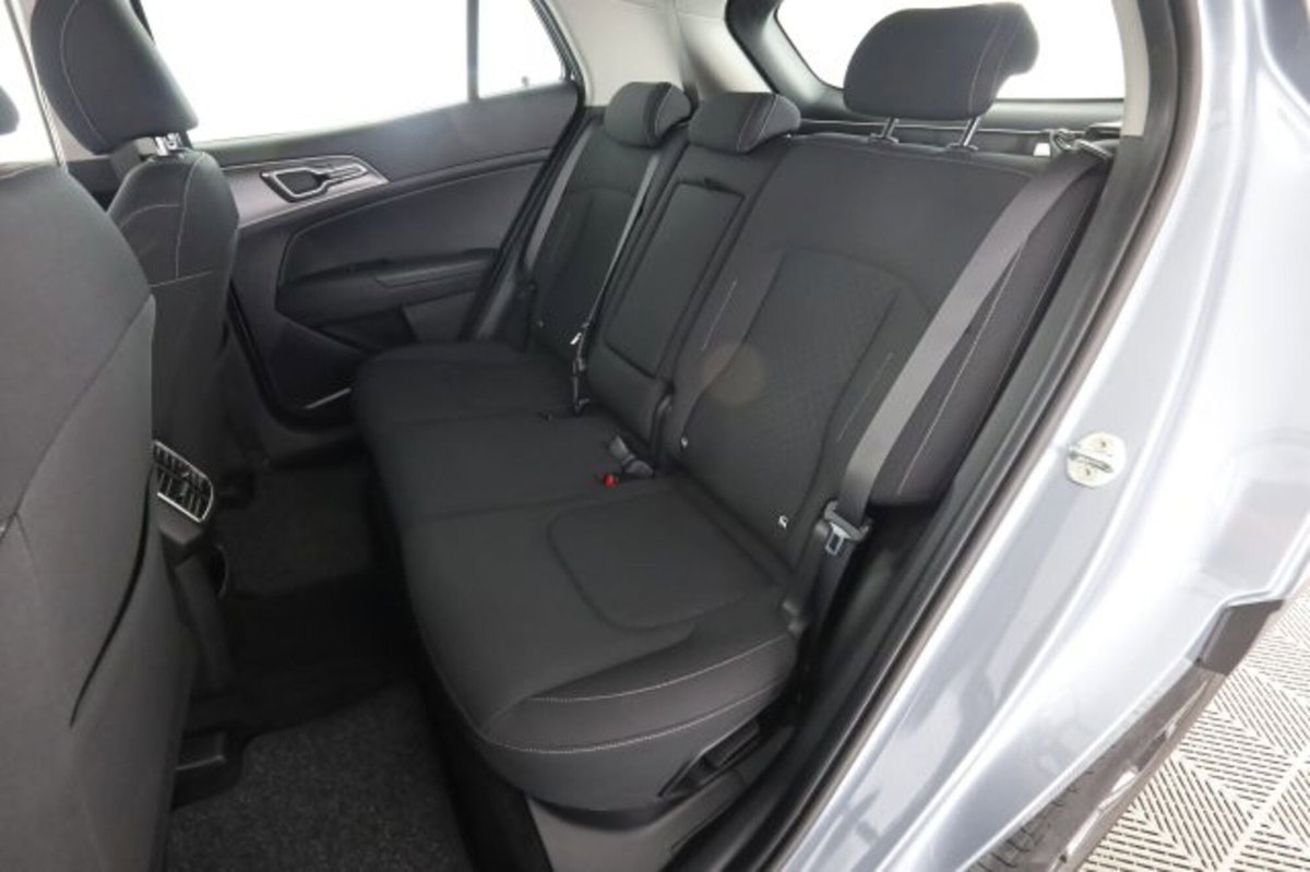 Kia Sportage 1.6 TGDi MHEV DCT Business (3)