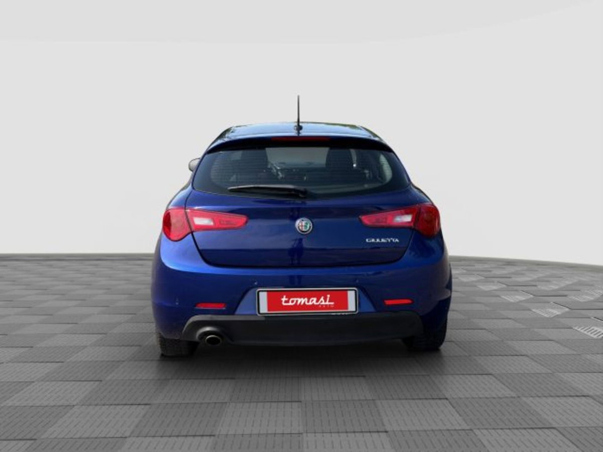 Alfa Romeo Giulietta 1.6 JTDm Giulietta 120cv (4)
