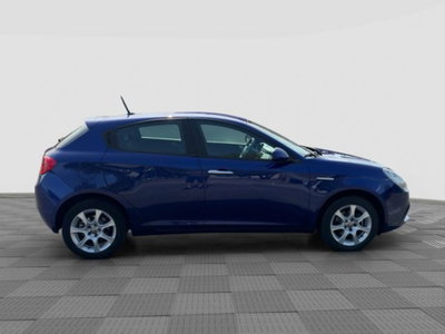 Alfa Romeo Giulietta 1.6 JTDm Giulietta 120cv (6)