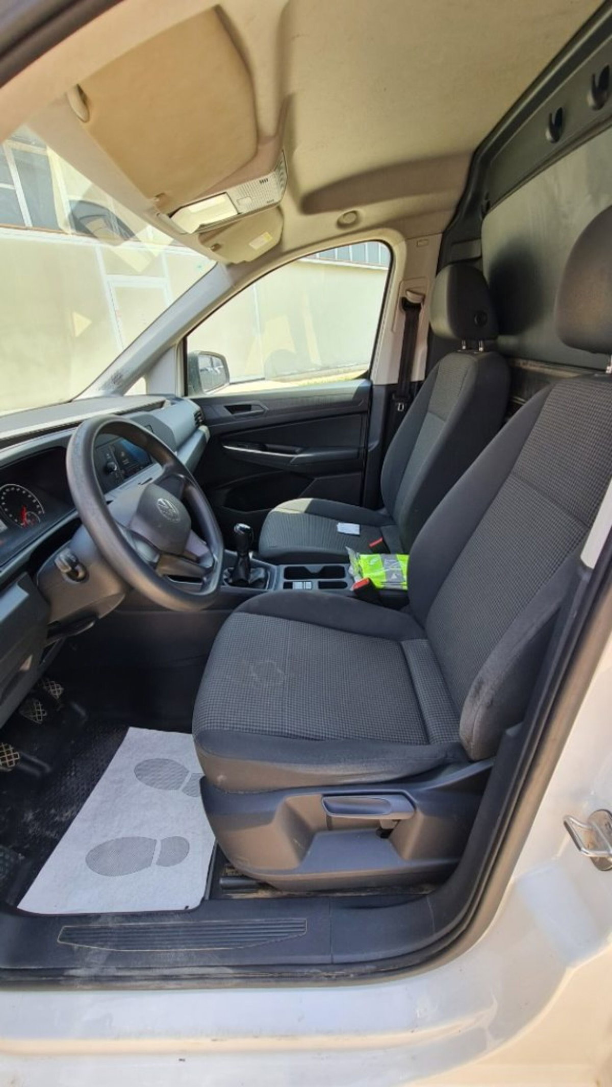Volkswagen Veicoli Commerciali Caddy 2.0 TDI 122 CV 4MOTION Kombi (10)