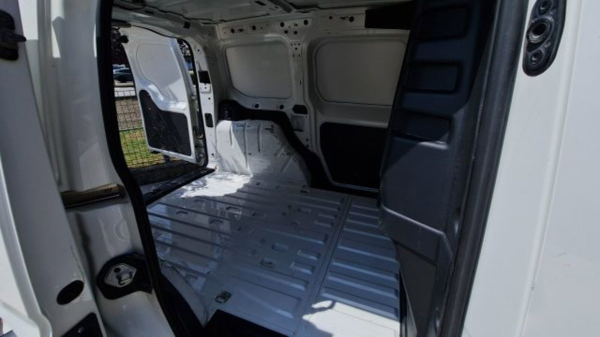 Volkswagen Veicoli Commerciali Caddy 2.0 TDI 122 CV 4MOTION Kombi (8)