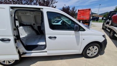 Volkswagen Veicoli Commerciali Caddy 2.0 TDI 122 CV 4MOTION Kombi (9)