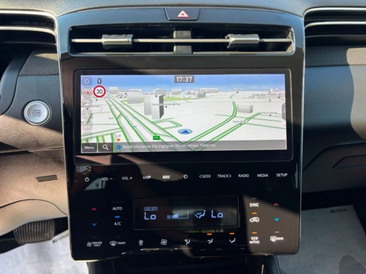 Hyundai Tucson 1.6 hev Exellence 4wd auto (16)