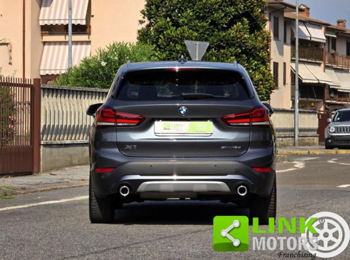 BMW X1 sDrive 18d xLine (2)