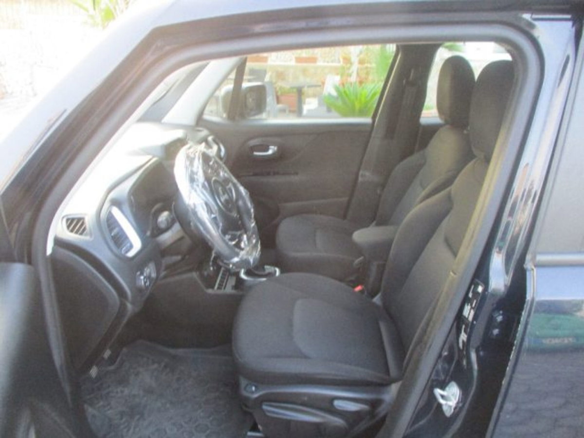 Jeep Renegade 2.0 Mjt 140CV 4WD Active Drive Longitude (9)