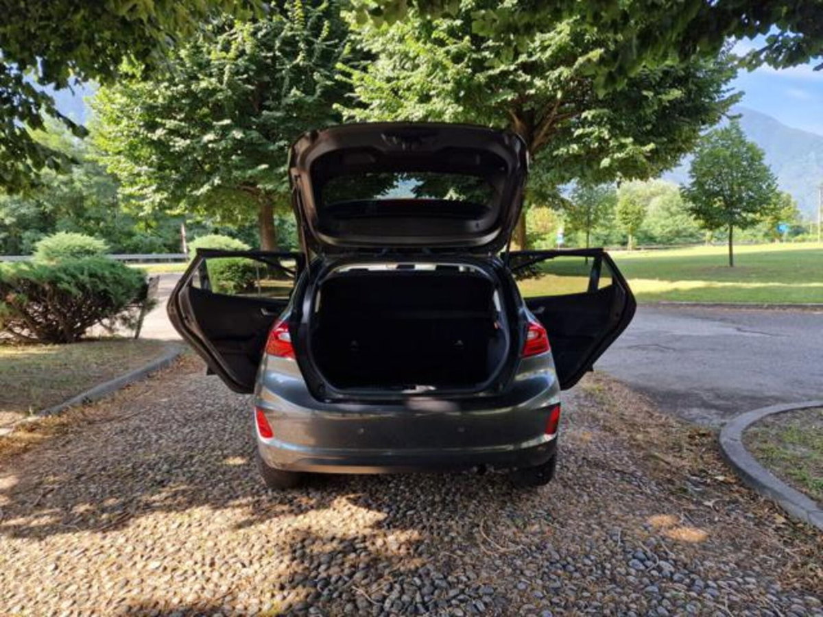 Ford Fiesta 1.1 85 CV 5 porte Plus (14)