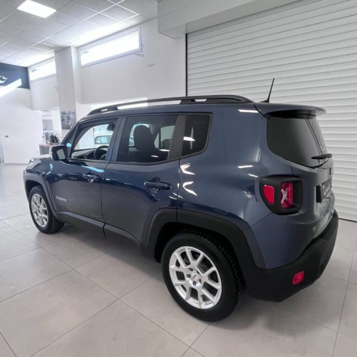 Jeep Renegade 1.5 Turbo T4 MHEV Limited (5)