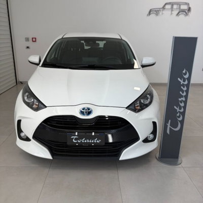 Toyota Yaris Cross 1.5 Hybrid 5p. E-CVT Premiere (2)
