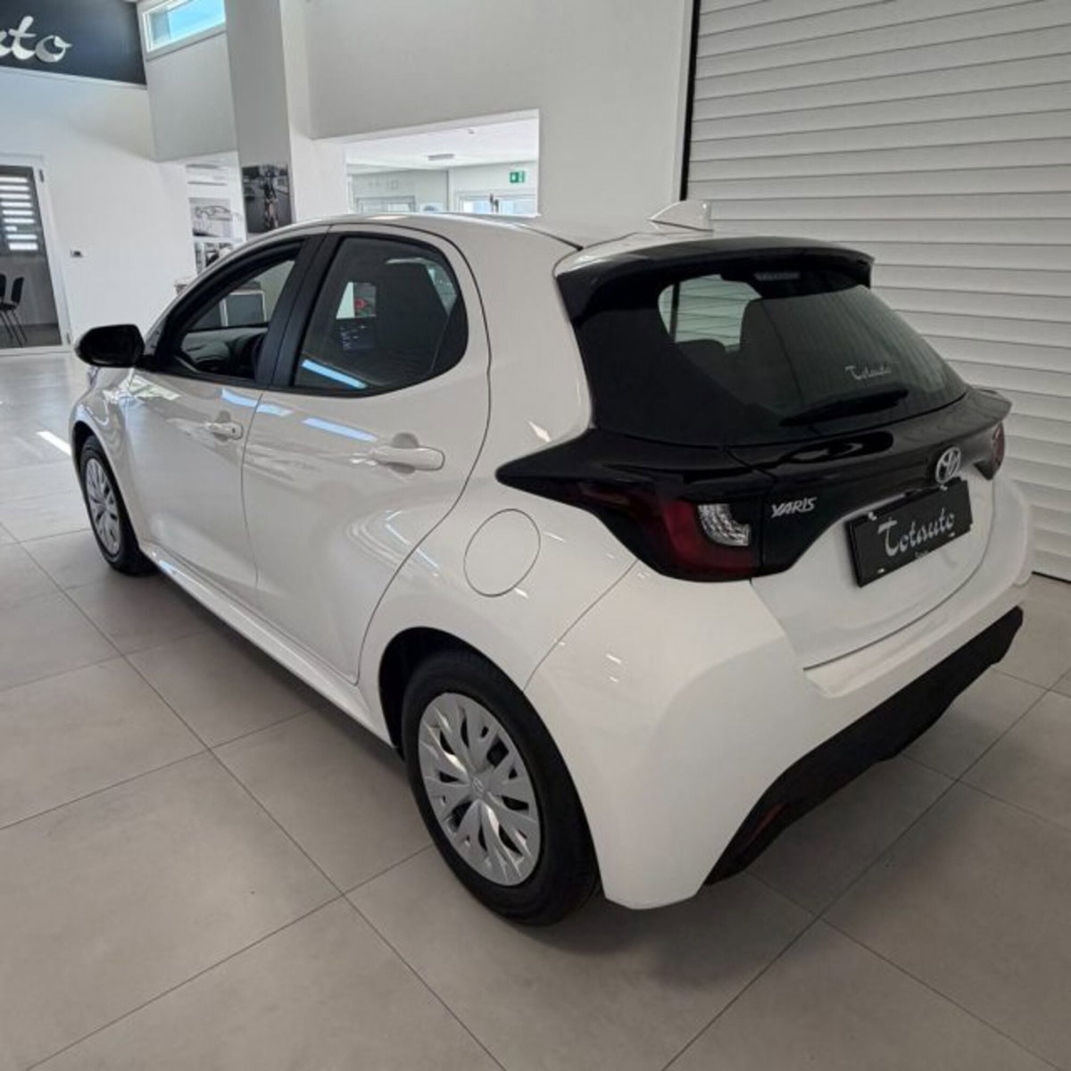 Toyota Yaris Cross 1.5 Hybrid 5p. E-CVT Premiere (5)