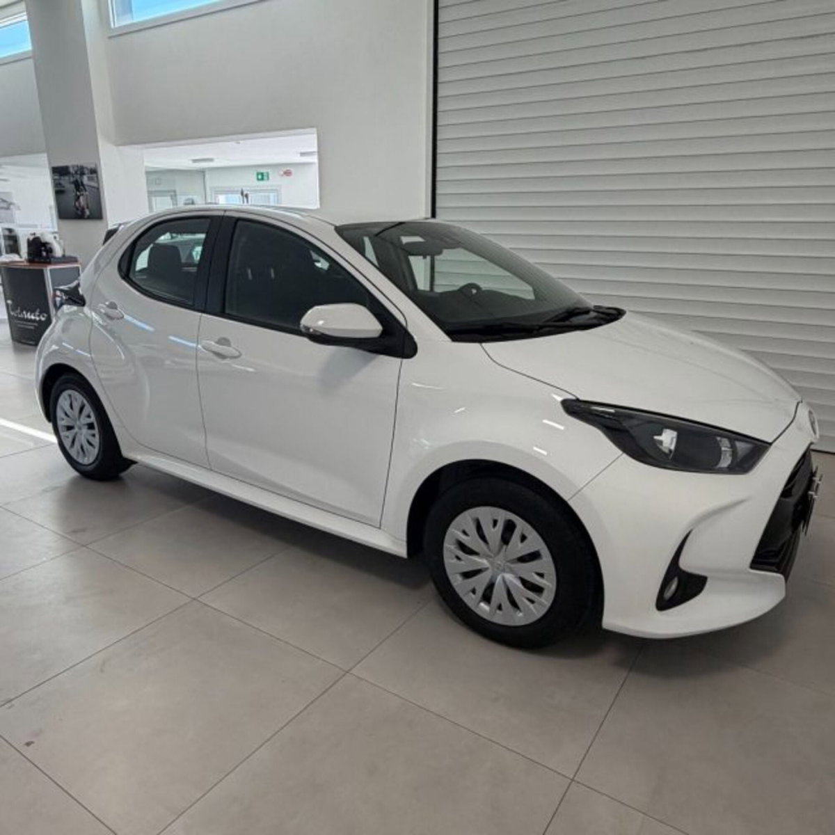Toyota Yaris Cross 1.5 Hybrid 5p. E-CVT Premiere (6)