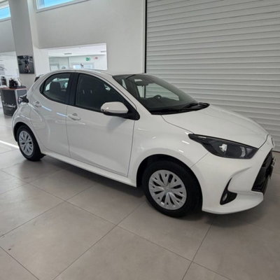 Toyota Yaris Cross 1.5 Hybrid 5p. E-CVT Premiere (6)