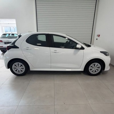 Toyota Yaris Cross 1.5 Hybrid 5p. E-CVT Premiere (8)