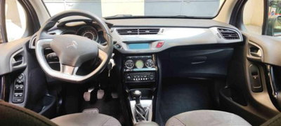 Citroen C3 1.2 VTi 82 Exclusive (10)