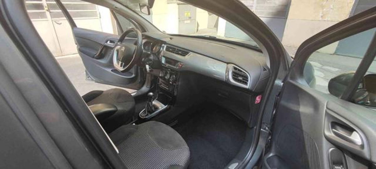 Citroen C3 1.2 VTi 82 Exclusive (18)