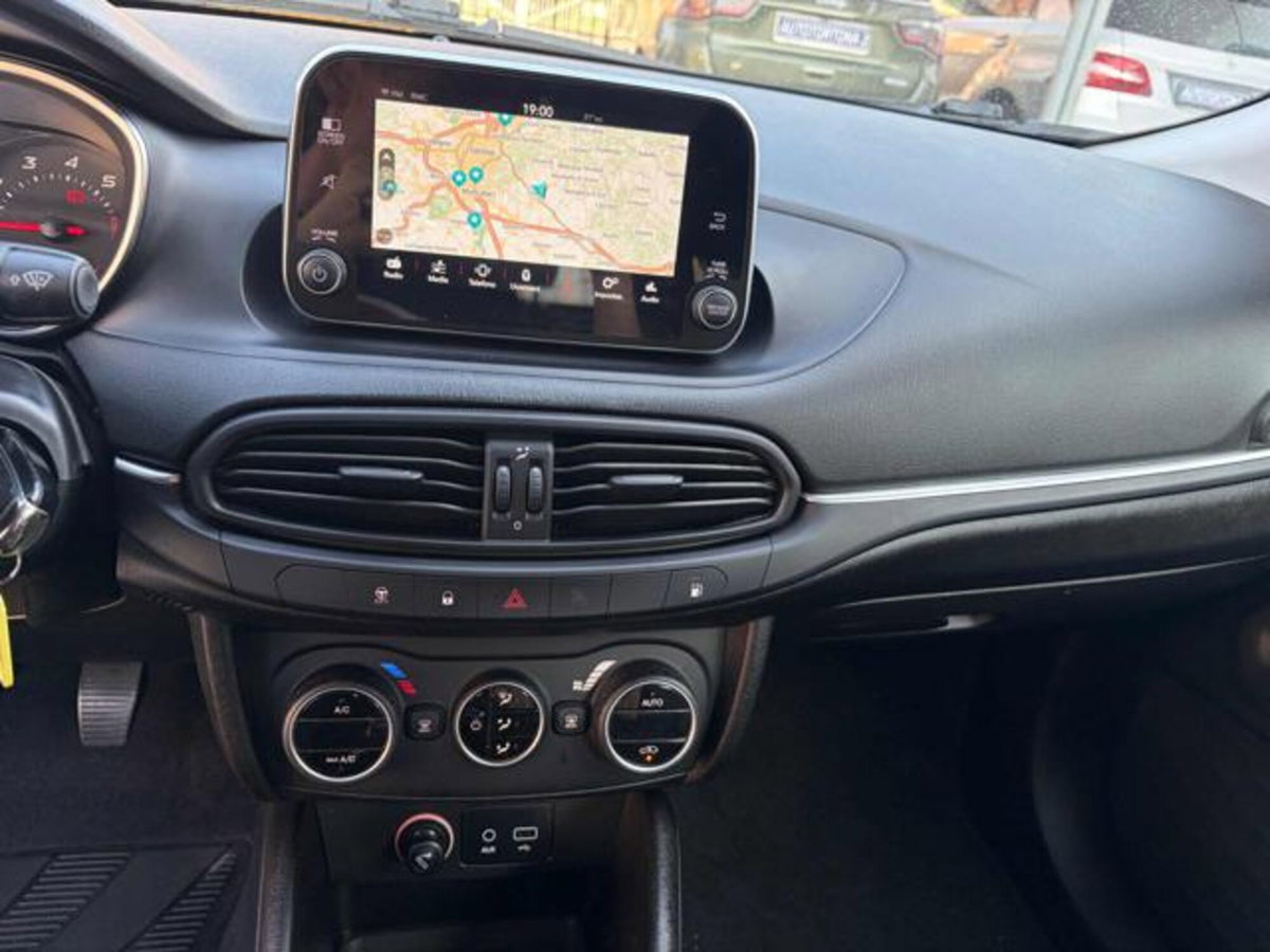 Fiat Tipo Tipo 1.4 T-Jet 120CV GPL 5 porte Lounge (12)