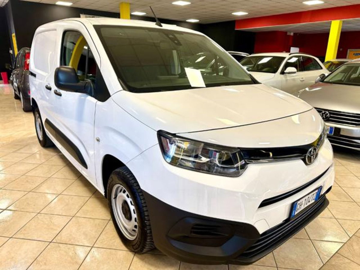 Toyota Proace City City 1.5D 100 CV S&S PC 4p. Active (3)