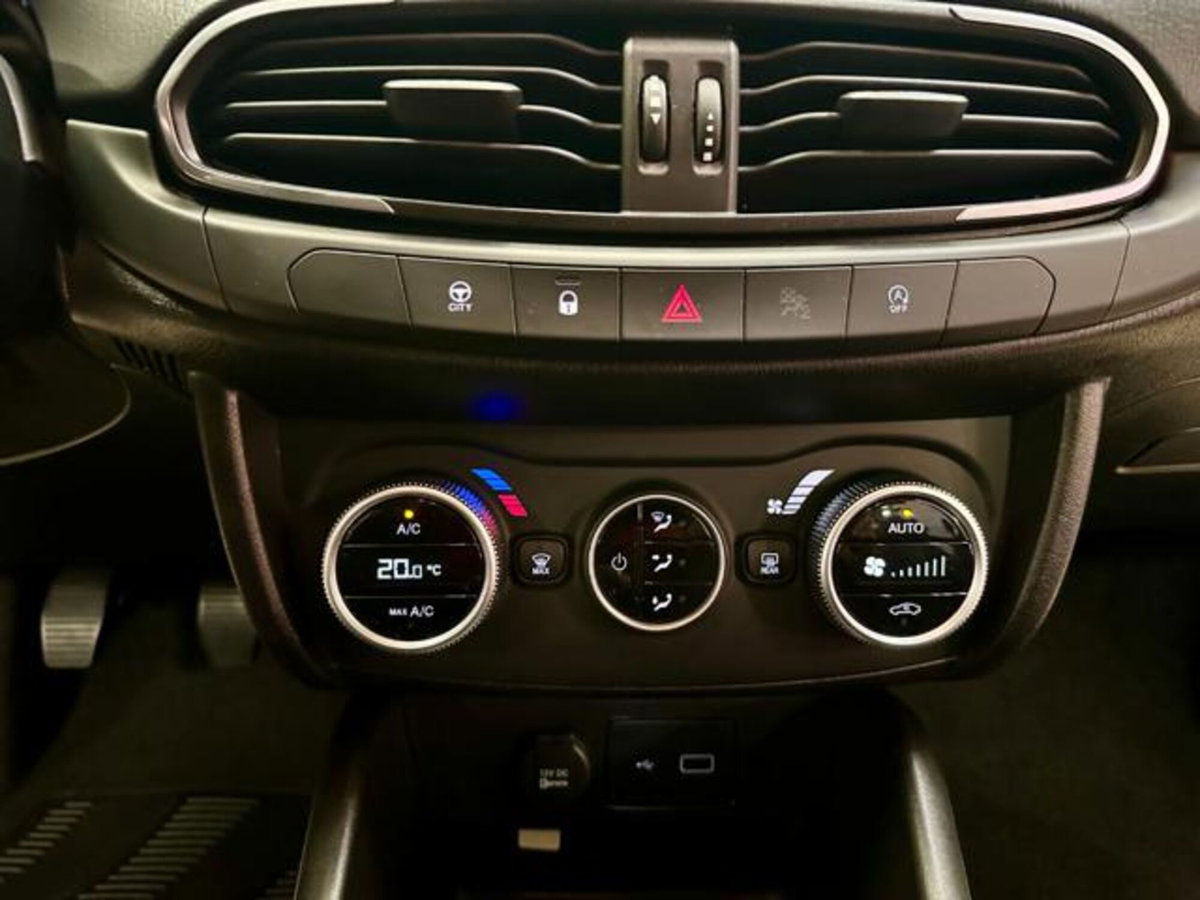 Fiat Tipo Station Wagon Tipo SW 1.6 mjt Cross s&s 130cv (11)