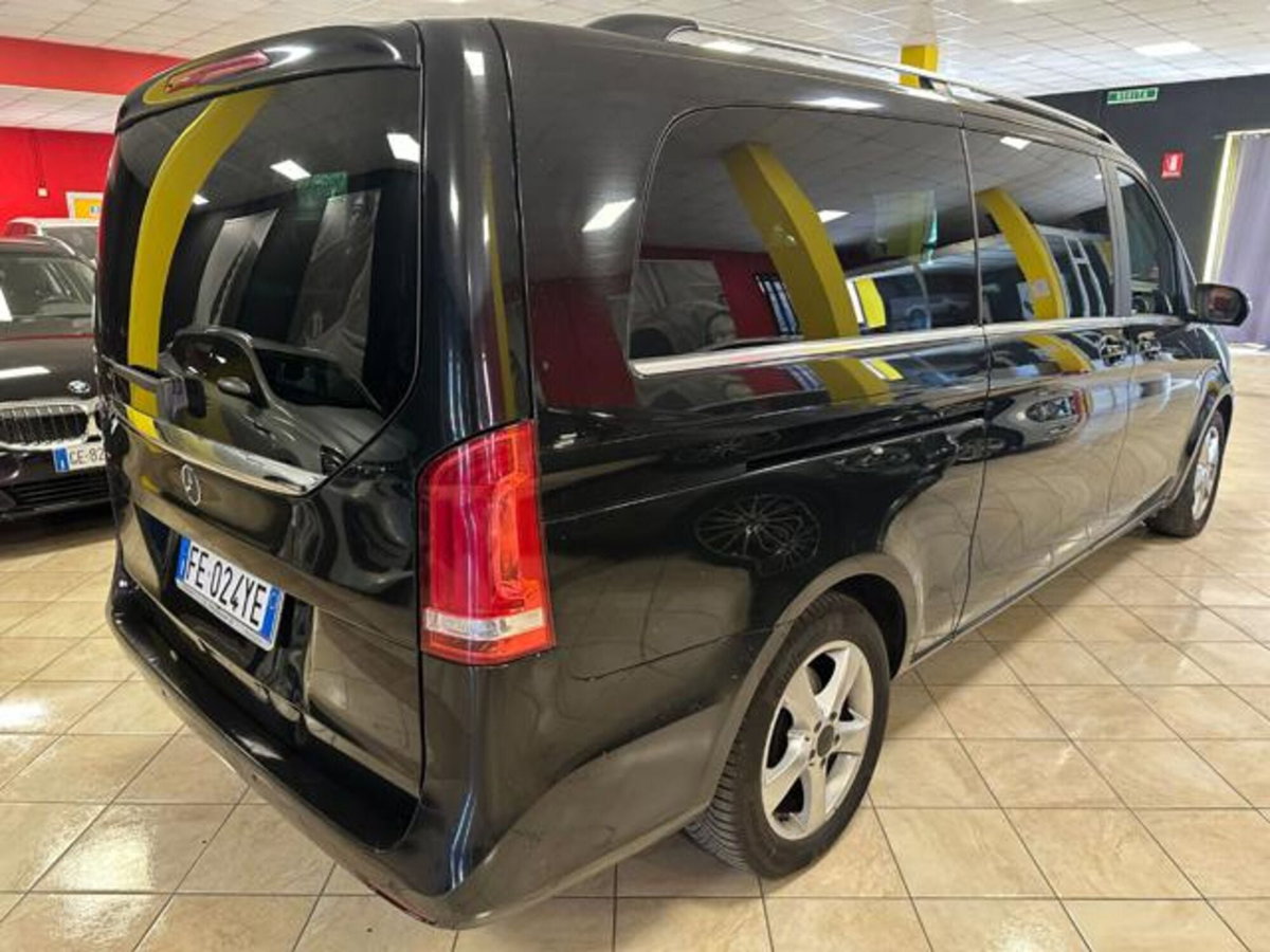 Mercedes-Benz Classe V 220 CDI Executive Extralong (6)
