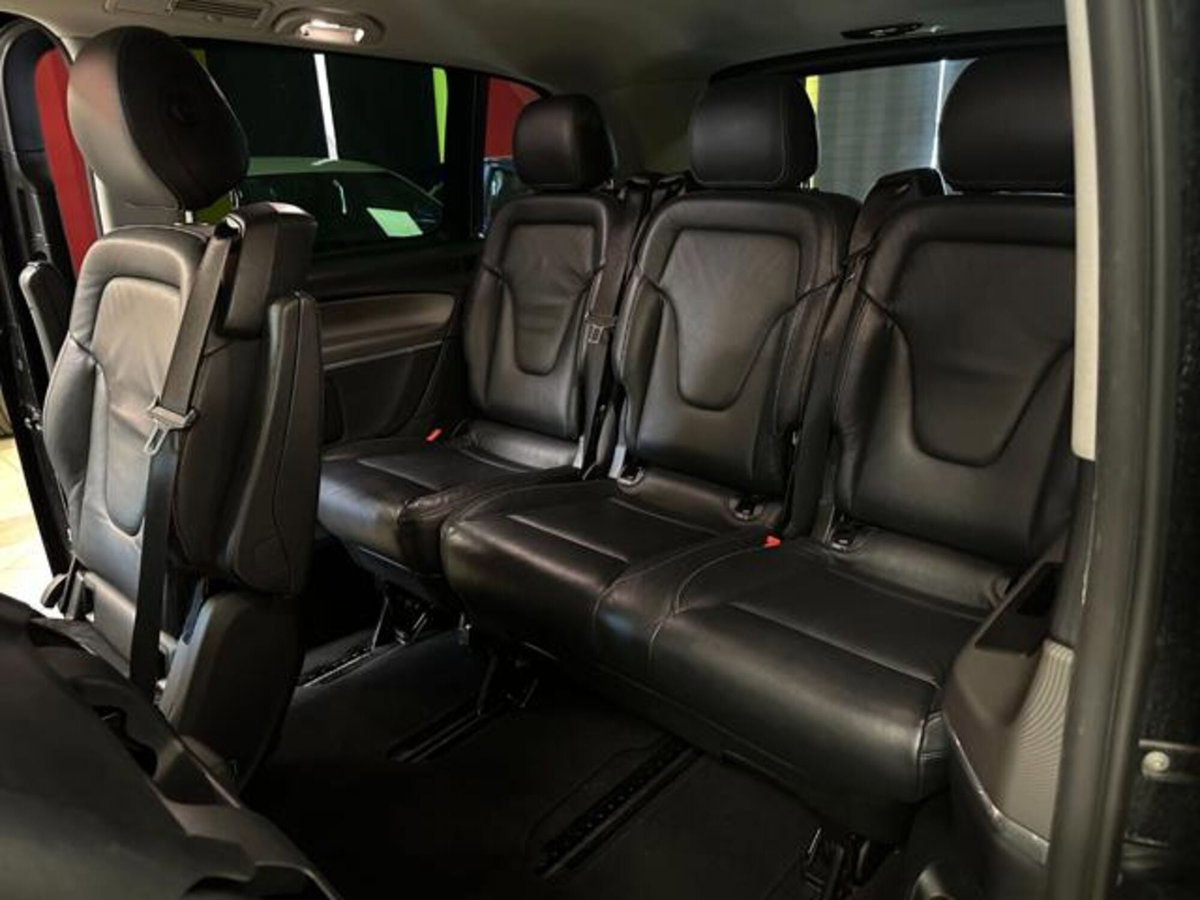 Mercedes-Benz Classe V 220 CDI Executive Extralong (9)